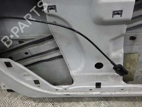 Used Left front door Left front door 24250760 24250760