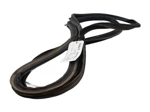 Used Rubber door seal Rubber door seal VW TIGUAN (5N_) 2.0 TDI 4motion (140 hp) 33301319 33301319