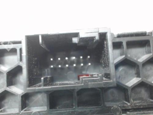 warning-switch-fiat-500x-334_-2014-24247817 main image