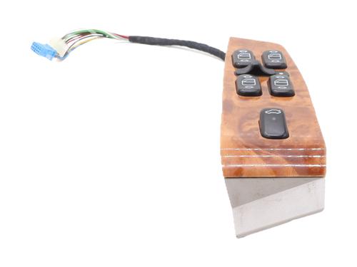 Used Left front window switch Left front window switch MERCEDES-BENZ S-CLASS (W220, V220) S 500, S 500 L (220.075, 220.175, 220.875) (306 hp) 36413377 36413377