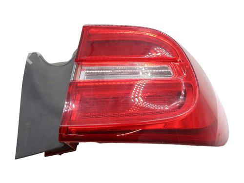Used Right taillight Right taillight MERCEDES-BENZ GLA-CLASS (X156) GLA 200 CDI / d (156.908) (136 hp) 32242046 32242046