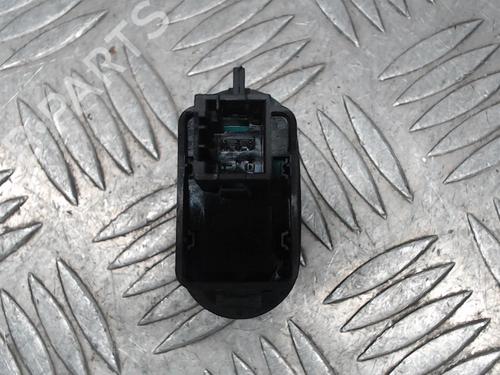 Used Left front window switch CITROËN C2 (JM_) 1.4 HDi (68 hp) 25039696