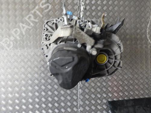 gearbox-renault-clio-iii-br01-cr01-2005-2006-2007-2008-2009-2010-2011-2012-2013-2014-24244724 main image