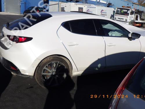 Left front window switch MAZDA 3 Hatchback (BP) SKYACTIV-X M Hybrid AWD | BP33718897I27  - Image 12