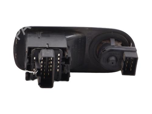 Used Left front window switch Left front window switch RENAULT TRAFIC II Van (FL) 1.9 dCi 100 (FL0C, FL0K, FL0B) (101 hp) 33453511 33453511
