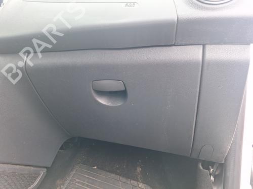 Hanskerom DACIA SANDERO II TCe 90 (B8M1, B8MA, B8AC) (90 hp) 32689429