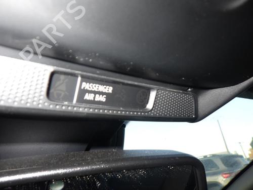 Interior roof light RENAULT CLIO V (B7_) 1.0 TCe 90 (B7MT) | BP24244415I8 