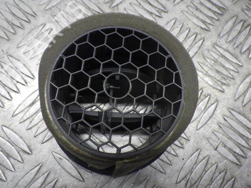 Used Air vent RENAULT CLIO IV (BH_) 1.5 dCi 75 (75 hp) 24246741