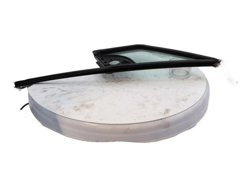 front-left-quarter-glass-citroen-berlingo-box-bodympv-b9-2008-32301358 main image