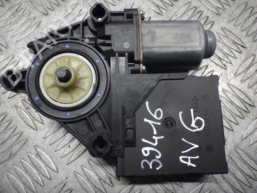 Used Left front window motor Left front window motor VW GOLF VI (5K1) 2.0 TDI (110 hp) 24245112 24245112