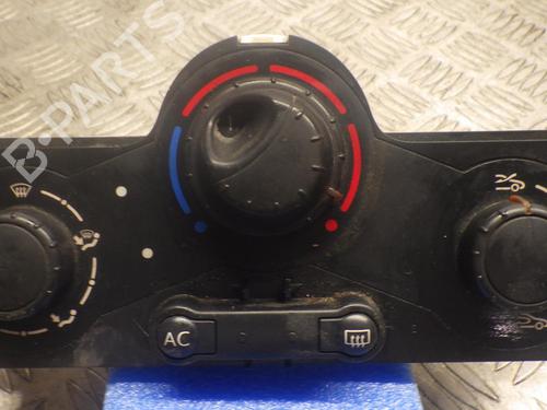 Airco bedieningspaneel RENAULT CLIO III (BR0/1, CR0/1) 1.5 dCi (BR17, CR17) (86 hp) 24246345