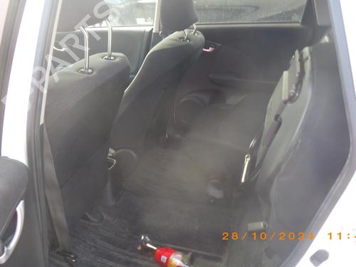 Right headlight HONDA JAZZ III (GE_, GG_, GP_, ZA_) 1.3 HYBRID (GP1) | BP32098958C29 