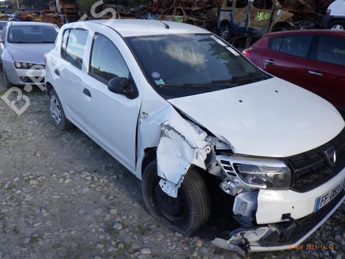 Encosto de cabeça DACIA SANDERO II 1.0 SCe 75 (B8JC, B8JD, B8NC) | BP32098975I31 