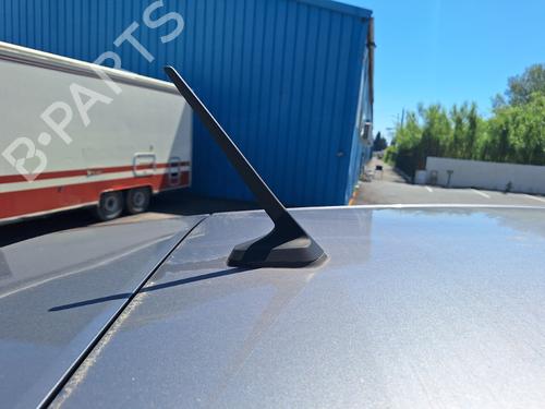 Used Antenna/Base Antenna/Base RENAULT CAPTUR II (HF_) E-TECH 160 (158 hp) 35990603 35990603