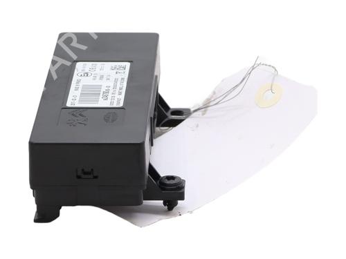 Used Control unit Control unit PEUGEOT 5008 II (MC_, MJ_, MR_, M4_) 1.6 BlueHDi 120 (MCBHZH, MCBHZW) (120 hp) 33773252 33773252