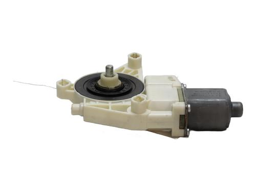 Used Left front window motor Left front window motor MERCEDES-BENZ B-CLASS Sports Tourer (W246, W242) B 180 CDI (246.200) (109 hp) 24250102 24250102