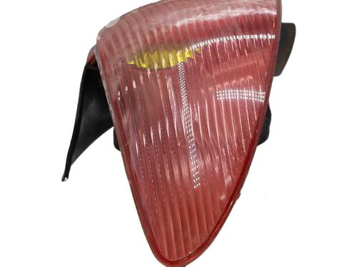 Left taillight PEUGEOT 206 Hatchback (2A/C) 1.4 HDi eco 70 | BP31623950C34
