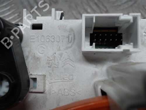 Used Climate control Climate control PEUGEOT 208 I (CA_, CC_) 1.6 BlueHDi 100 (100 hp) 24251673 24251673