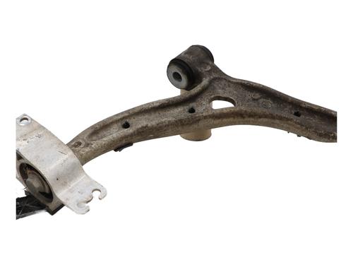 Used Left front suspension arm MERCEDES-BENZ A-CLASS (W176) A 200 (176.043) (156 hp) 31019680