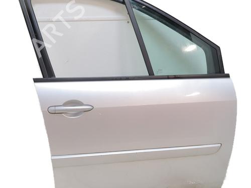 Used Right front door RENAULT SCÉNIC II (JM0/1_) 1.5 dCi (JM1E, JM16) (106 hp) 29518798