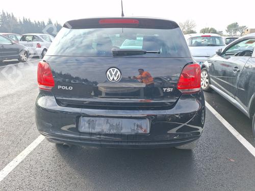 Używane Zderzak tylny VW POLO V (6R1, 6C1) 1.2 TSI (105 hp) 31019765