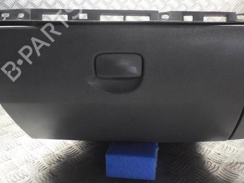 Used Glove box RENAULT CLIO III (BR0/1, CR0/1) 1.5 dCi (BR17, CR17) (86 hp) 24244682