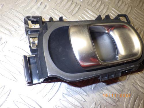front-left-exterior-door-handle-citroen-c3-iii-sx-2016-24246211 main image