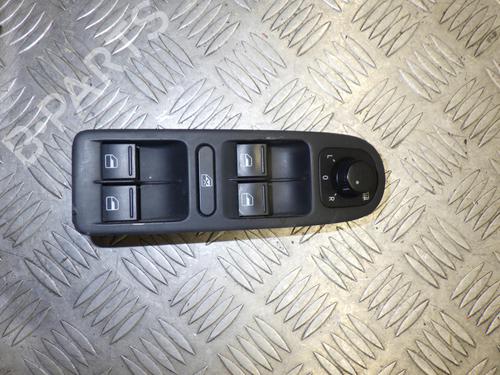 Used Left front window switch VW GOLF VI (5K1) 1.6 TDI (105 hp) 24244935