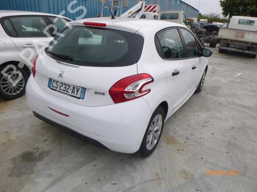Interior roof light PEUGEOT 208 I (CA_, CC_) 1.4 HDi | BP24247234I8