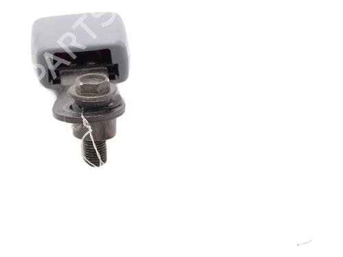 Sikkerhedssele-spænde Sikkerhedssele-spænde TOYOTA RAV 4 II (_A2_) 2.0 4WD (ACA21, ACA20) (150 hp) 34046682 34046682