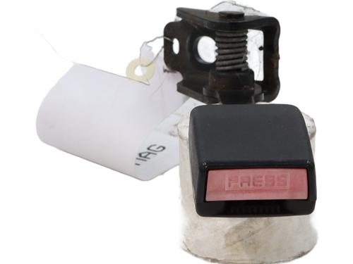 Used Seat buckle PEUGEOT 307 CC (3B) 2.0 16V (136 hp) 31184644