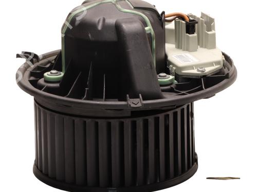 Heater blower motor BMW 3 Touring (E91) 318 d | BP27821165M62 