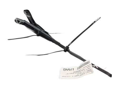Used Front windshield wiper arm RENAULT CLIO III (BR0/1, CR0/1) 1.5 dCi (C/BR0G, C/BR1G) (68 hp) 32750696