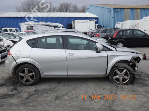 Right tailgate light SEAT LEON (1P1) 1.6 TDI | BP24251229C80  - Image 26