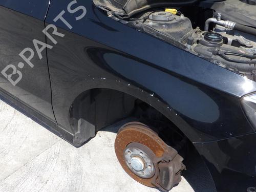 Used Right front fenders MERCEDES-BENZ A-CLASS (W176) A 200 (176.043) (156 hp) 28295951
