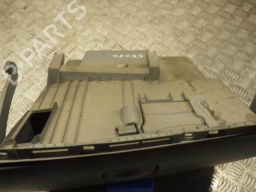 Used Glove box Glove box RENAULT CLIO III (BR0/1, CR0/1) 1.5 dCi (BR17, CR17) (86 hp) 24244682 24244682