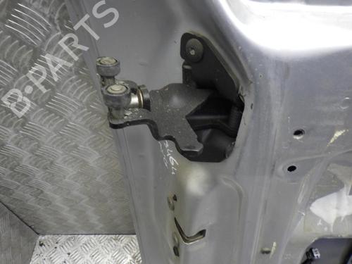 Left front door PEUGEOT 1007 (KM_) 1.4 HDi | BP24248694C2