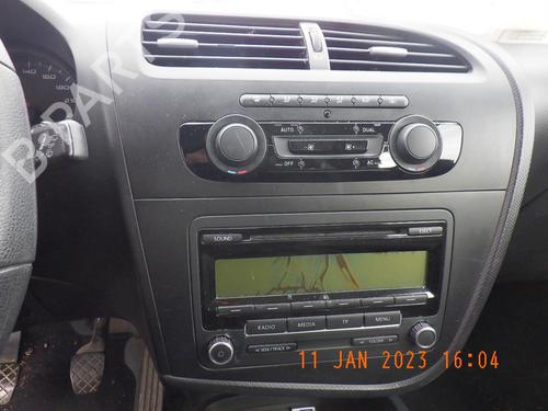 Right tailgate light SEAT LEON (1P1) 1.6 TDI | BP24251229C80  - Image 17