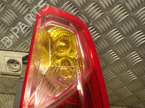 Used Right taillight Right taillight FIAT GRANDE PUNTO (199_) 1.3 D Multijet (75 hp) 24248215 24248215