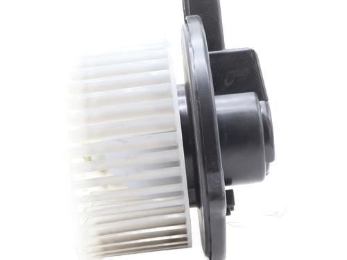 Used Heater blower motor Heater blower motor MAZDA 3 Hatchback (BP) SKYACTIV-X M Hybrid AWD (186 hp) 33627894 33627894