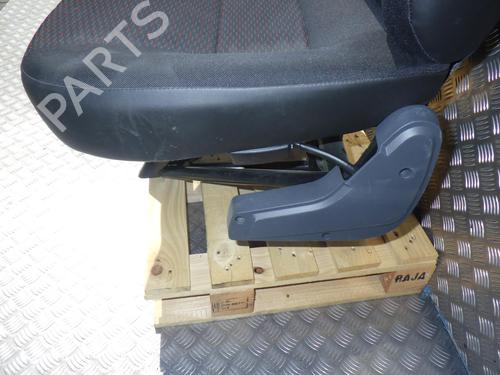 right-front-seat-peugeot-boxer-van-2006-24246936 main image