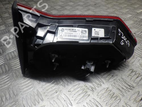 left-tailgate-light-vw-t-roc-a11-d11-2017-24245404 main image