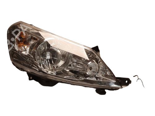 Used Right headlight Right headlight FIAT SCUDO Van (270_, 272_) 2.0 D Multijet (120 hp) 40064553 40064553
