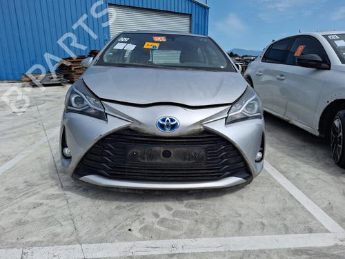 Left sun visor TOYOTA YARIS (_P13_) 1.5 Hybrid (NHP130_, NHP130) | BP28825251I1 