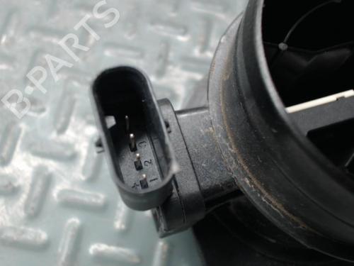 Used Mass air flow sensor Mass air flow sensor VW GOLF VII (5G1, BQ1, BE1, BE2) 1.6 TDI (105 hp) 24252263 24252263