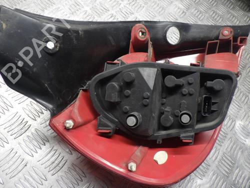 Used Right taillight RENAULT CLIO III (BR0/1, CR0/1) 1.5 dCi (C/BR0G, C/BR1G) (68 hp) 24250832