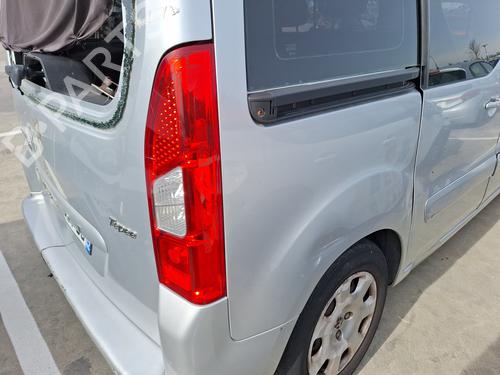 Used Right taillight PEUGEOT PARTNER Tepee 1.6 HDi (112 hp) 29372043
