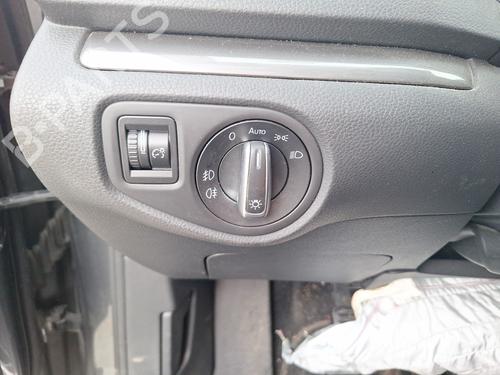 Licht Schakelaar VW SHARAN (7N1, 7N2) 2.0 TDI (150 hp) 31678856