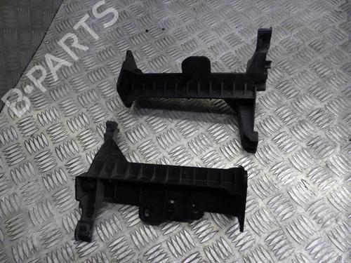 rear-bumper-bracket-renault-megane-iv-hatchback-b9amn_-2015-24251252 main image