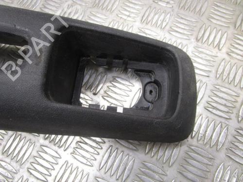 Used Middle console Middle console AUDI A1 (8X1, 8XK) 1.6 TDI (90 hp) 24249763 24249763